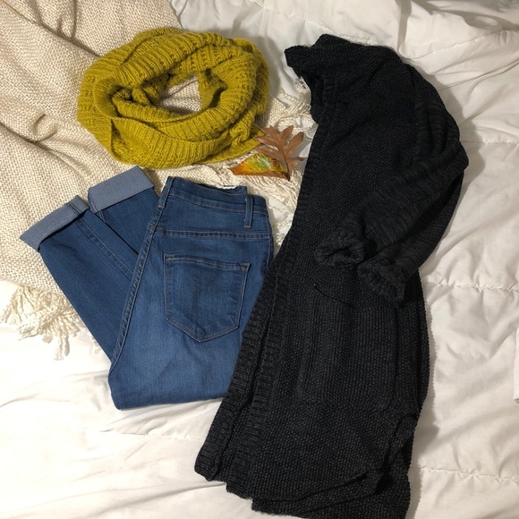 American Eagle Outfitters Sweaters - American Eagle Cardigan